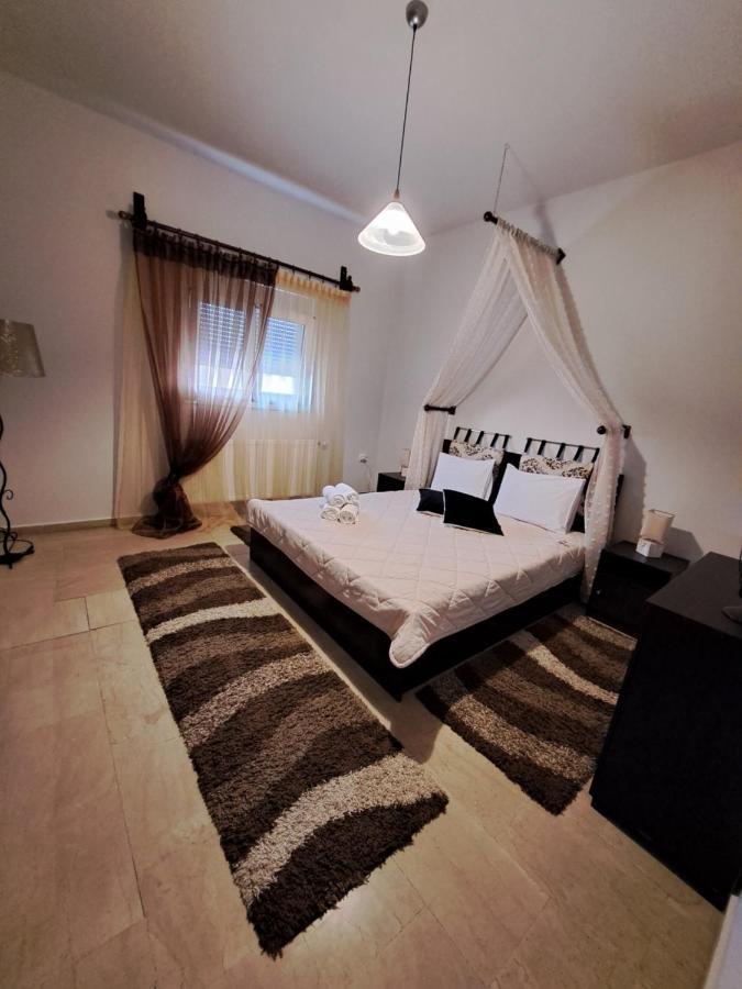 Guesthouse Aelia Loutraki  Ngoại thất bức ảnh