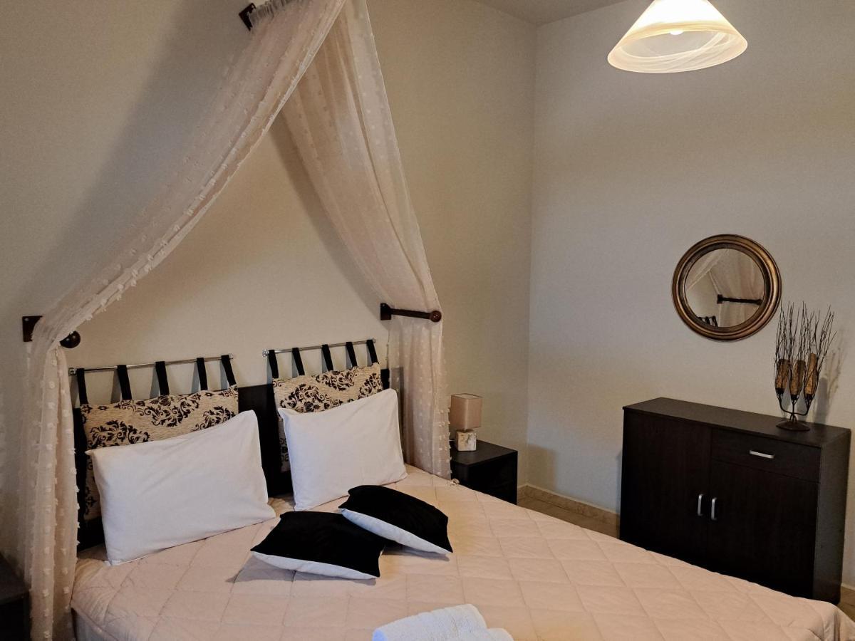Guesthouse Aelia Loutraki  Ngoại thất bức ảnh